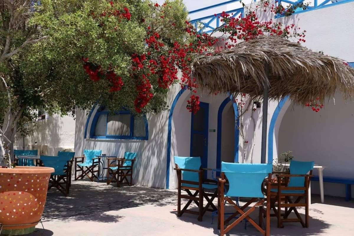 Santorini Seaside Retreat - Flora'S Summer Escape Perissa  Exterior foto